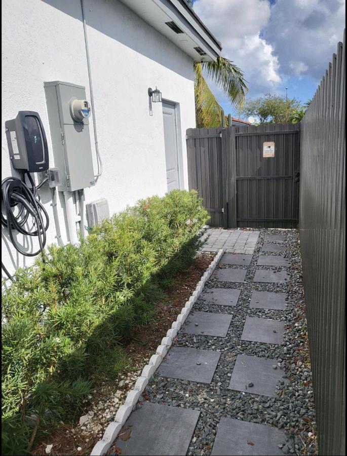Cozy Private Room South Miami Heights Exterior photo